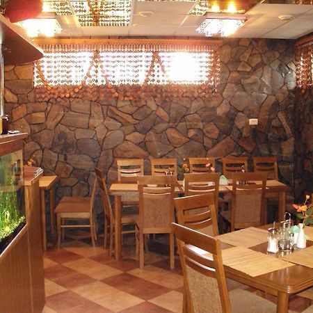 فندق ياريمتشيفي  Makovytsya المظهر الخارجي الصورة