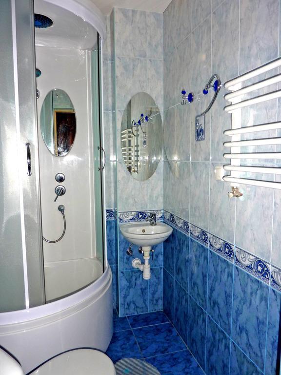فندق ياريمتشيفي  Makovytsya الغرفة الصورة